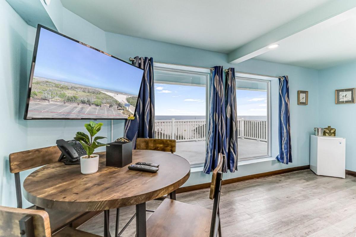 פורט ארנסס Seaside Boutique Hotel, Waves At Your Doorstep מראה חיצוני תמונה